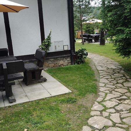 Osrodek Na Zakrecie Villa อุสชิกีดอลเน ภายนอก รูปภาพ